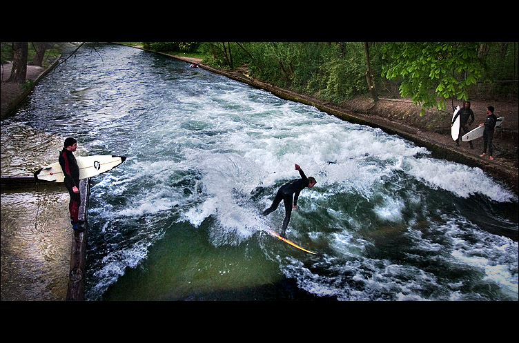 Munich Surfing