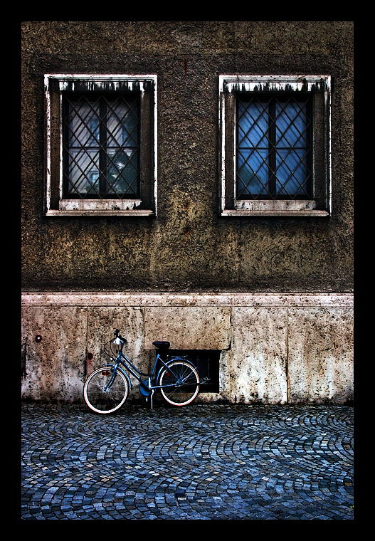 Two Windows and a Bike